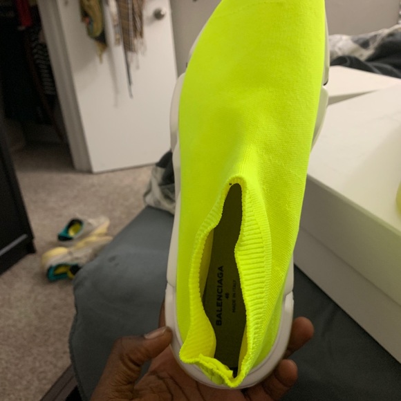 Balenciaga - Picture 8 of 10